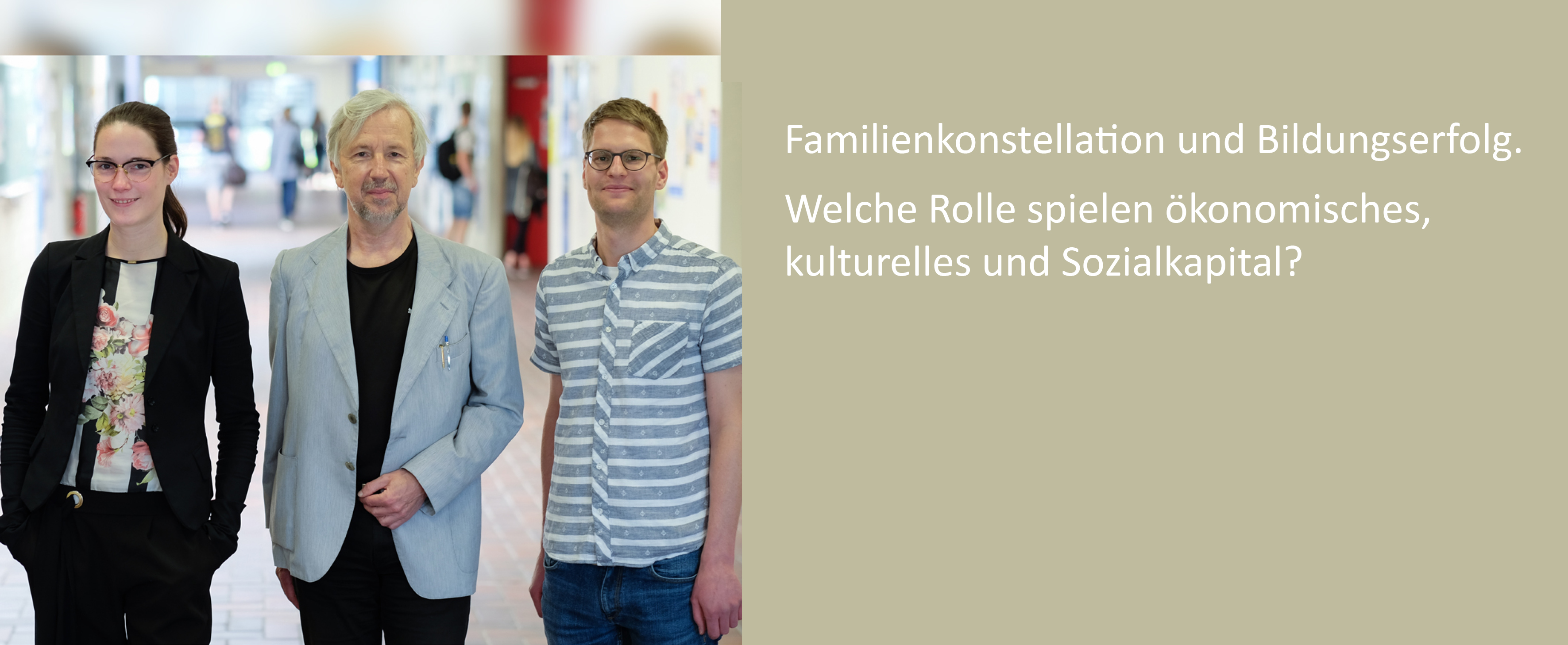 Sie steht ihrem Stiefvater zur Verfügung Sie steht ihrem Stiefvater zur Verfügung